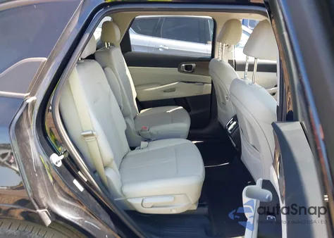 2022 Kia Sorento Ex z USA, uszkodzony, nr VIN 5XYRH4LFXNG122972